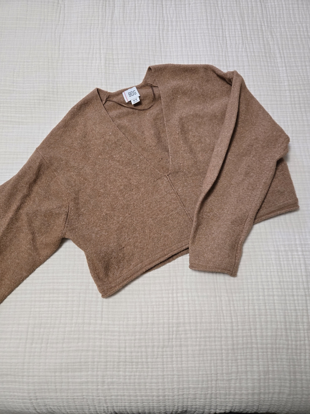 BDG Women's Cropped V-Neck Sweater - Brown